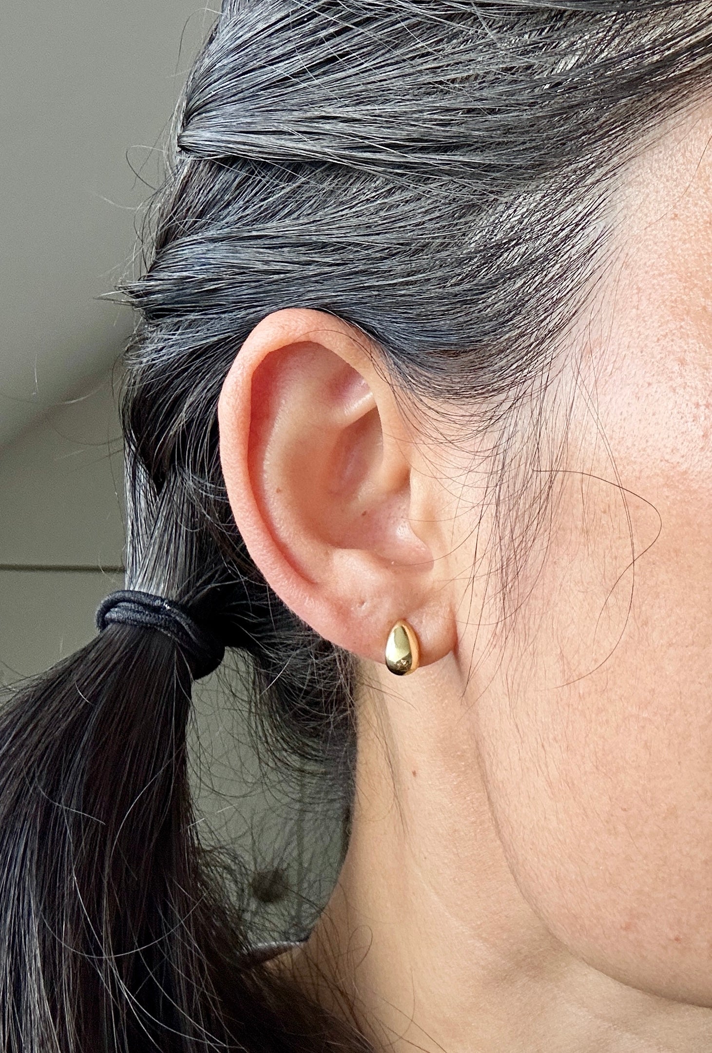 Teardrop Stud Earrings – 925 Sterling Silver / 18k Gold Plated