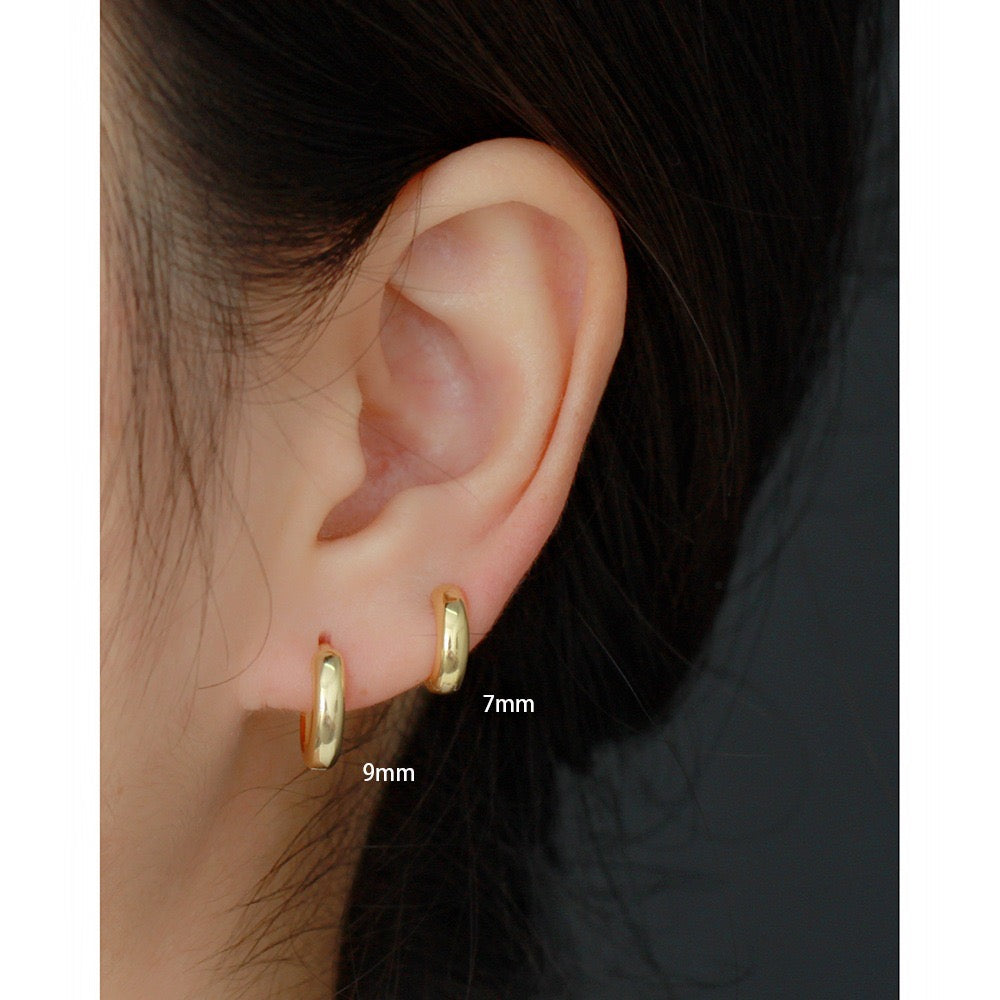 Classic 925 Sterling Silver Huggie Hoops – 5mm–9mm Sizes