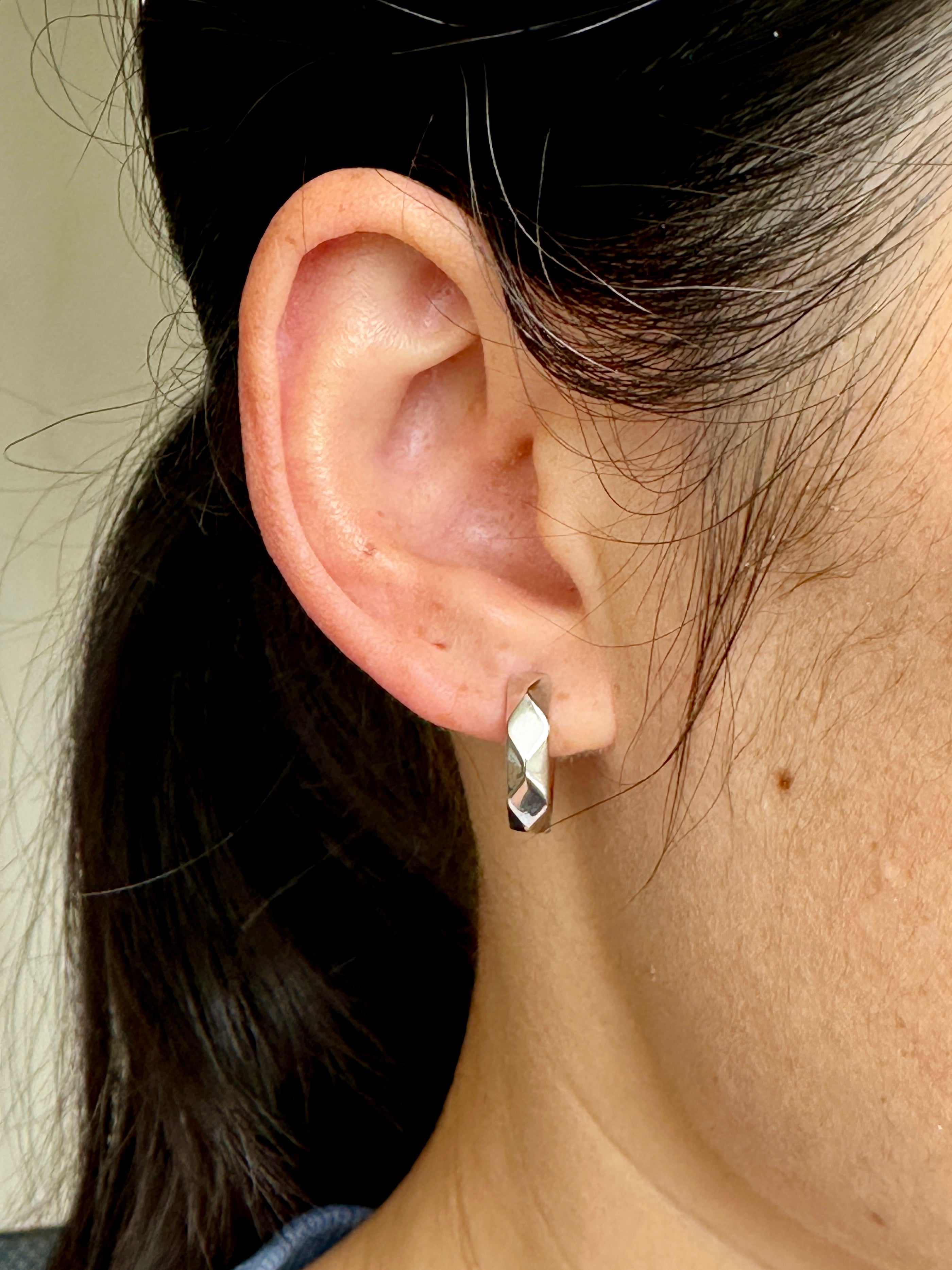 Faceted Hoop Earrings | 925 Sterling Silver