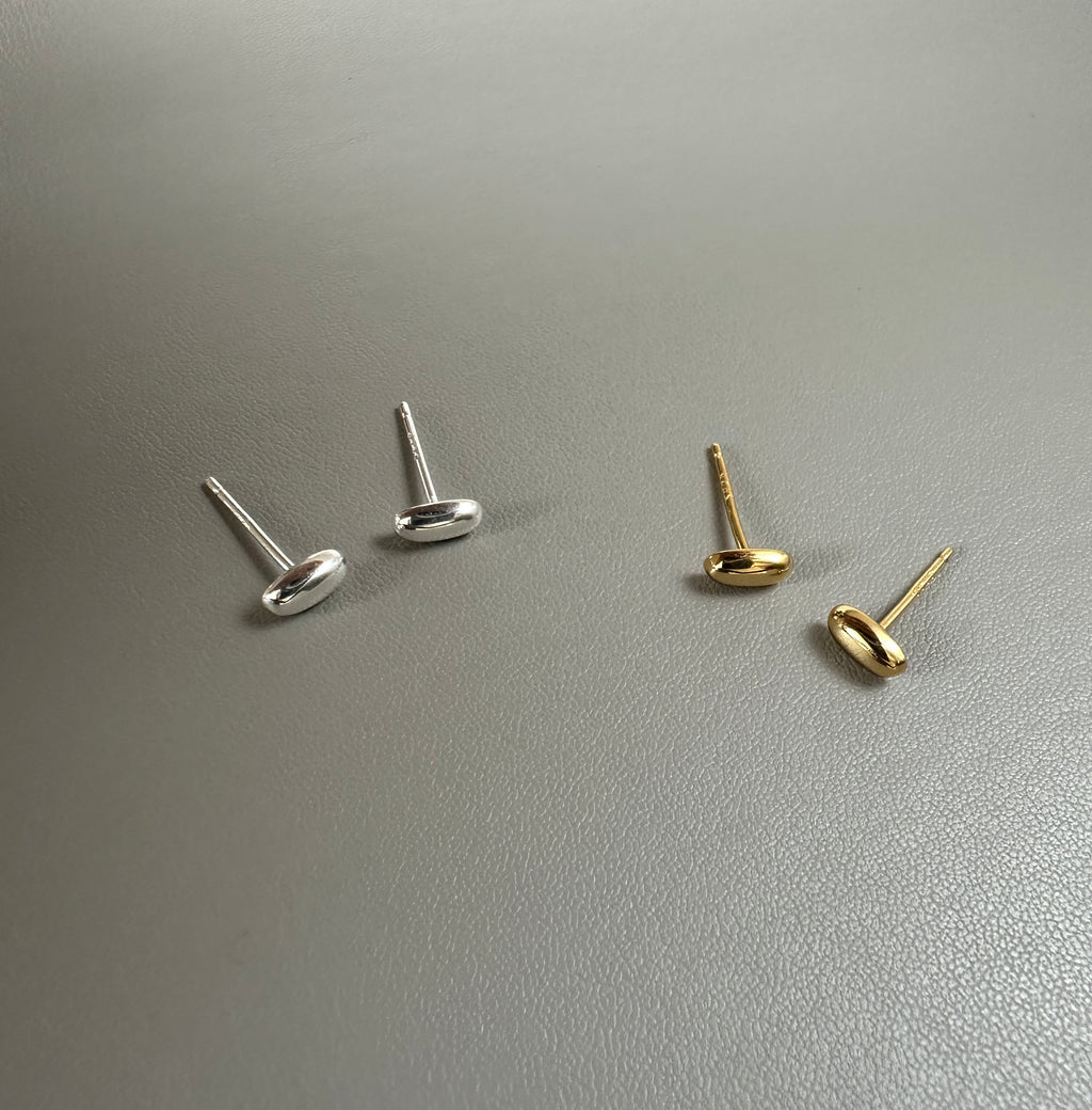 Mini Pebble Stud Earrings – 925 Sterling Silver - Small Oval Stud Earrings