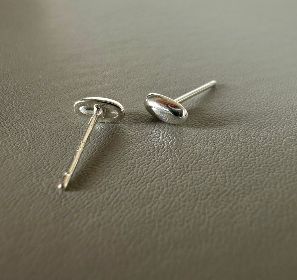 Mini Pebble Stud Earrings – 925 Sterling Silver - Small Oval Stud Earrings