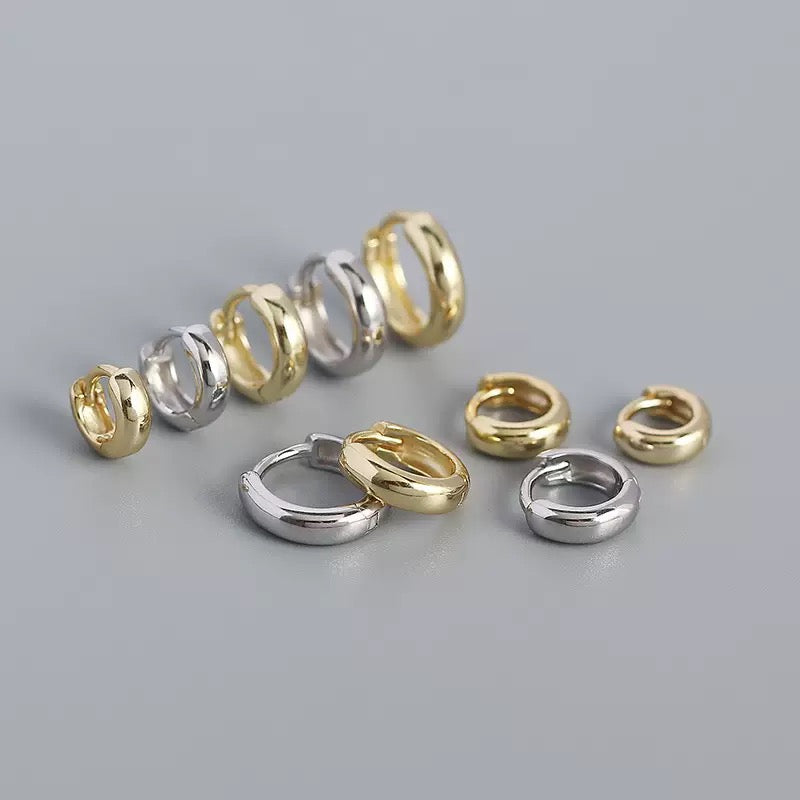 Classic 925 Sterling Silver Huggie Hoops – 5mm–9mm Sizes
