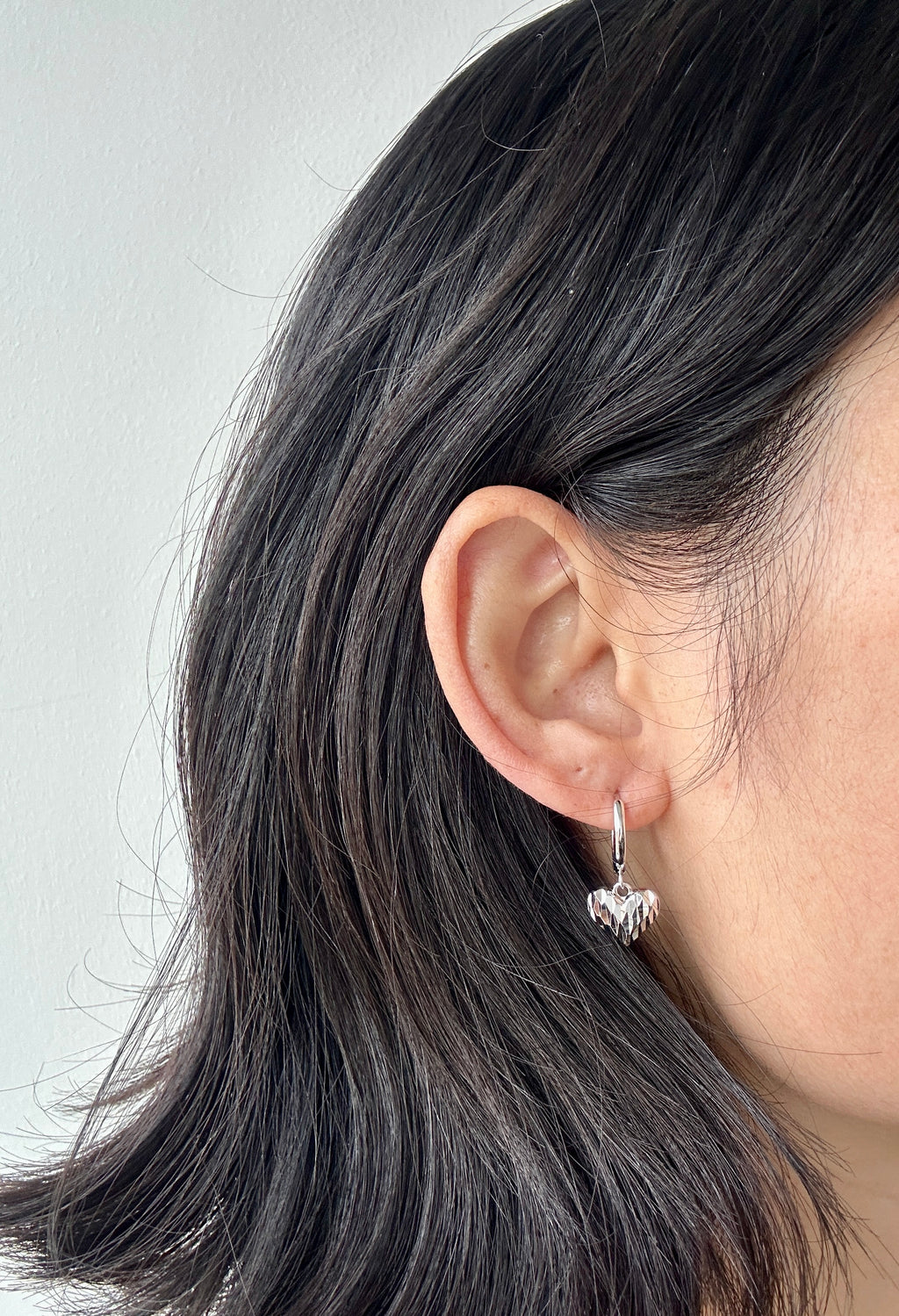 925 Sterling Silver Faceted Heart Drop Hoop Earrings