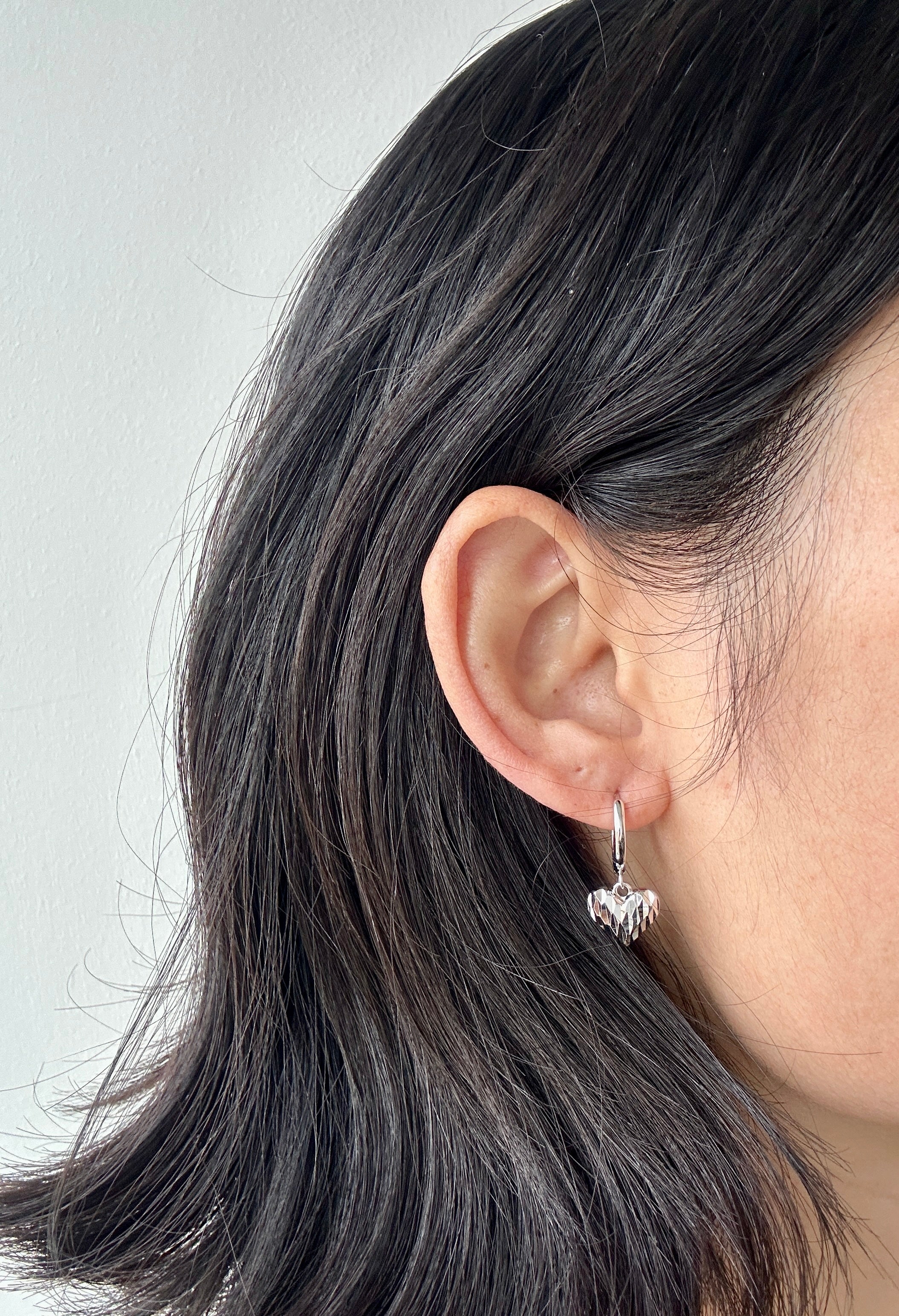 925 Sterling Silver Faceted Heart Drop Hoop Earrings