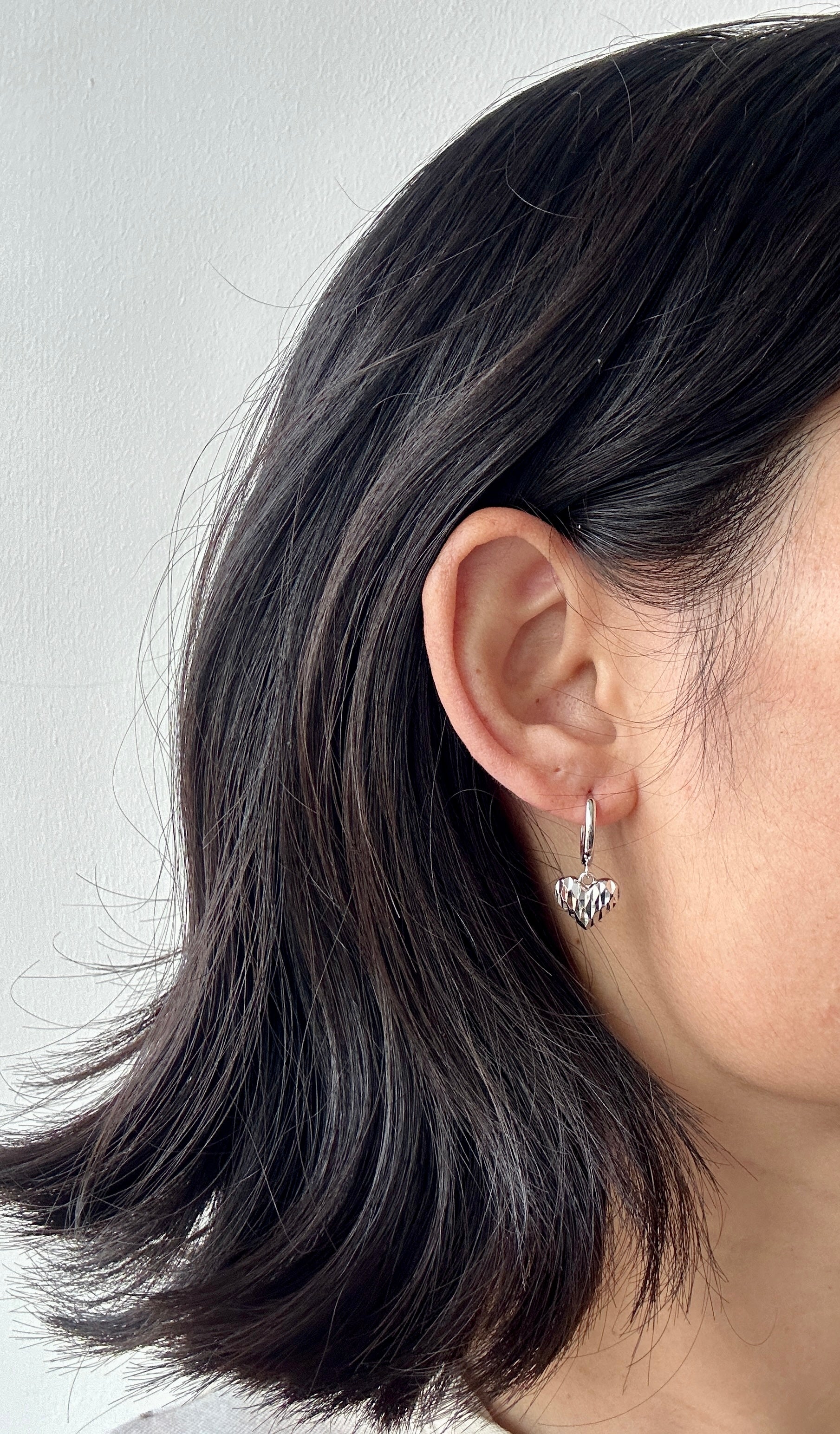 925 Sterling Silver Faceted Heart Drop Hoop Earrings