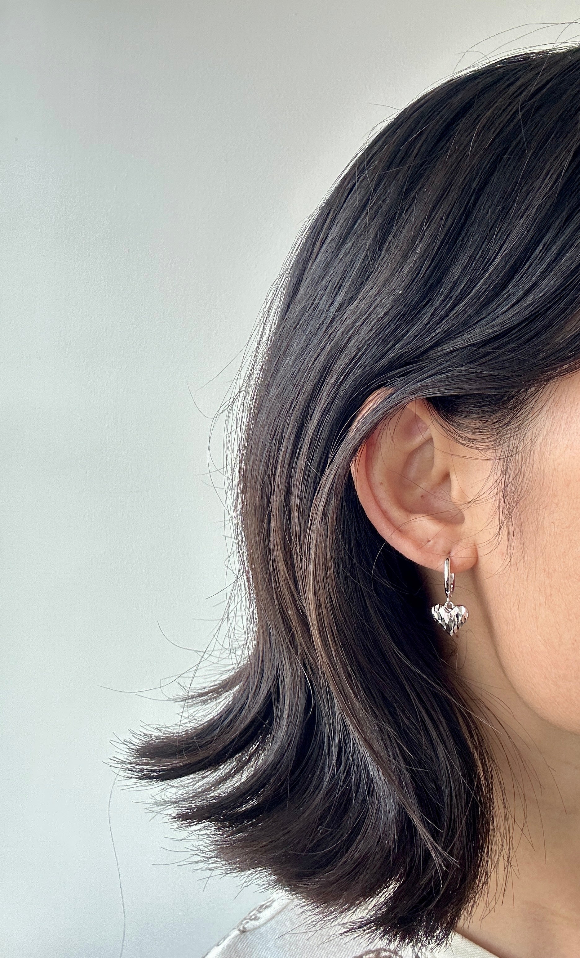 925 Sterling Silver Faceted Heart Drop Hoop Earrings