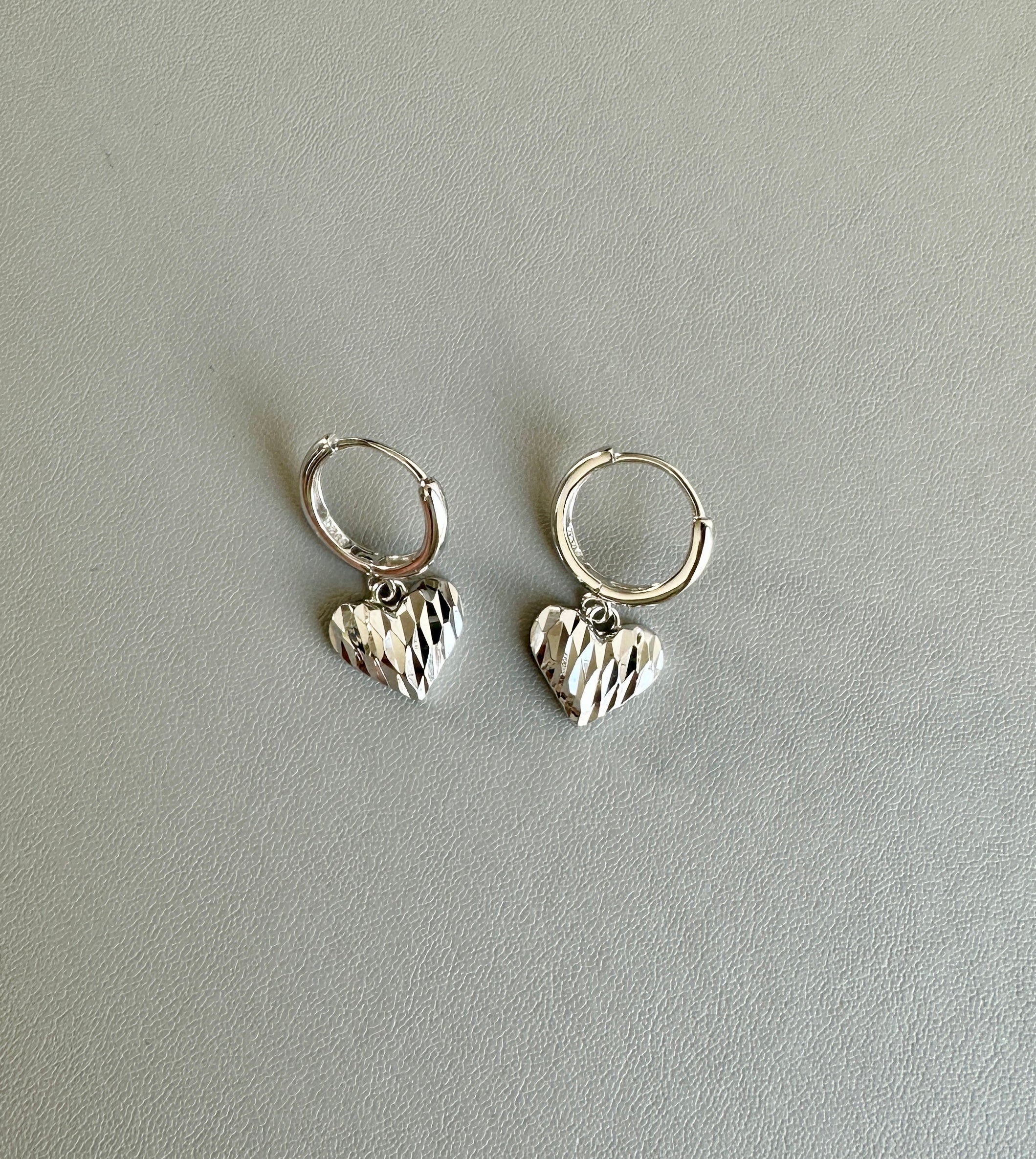 925 Sterling Silver Faceted Heart Drop Hoop Earrings