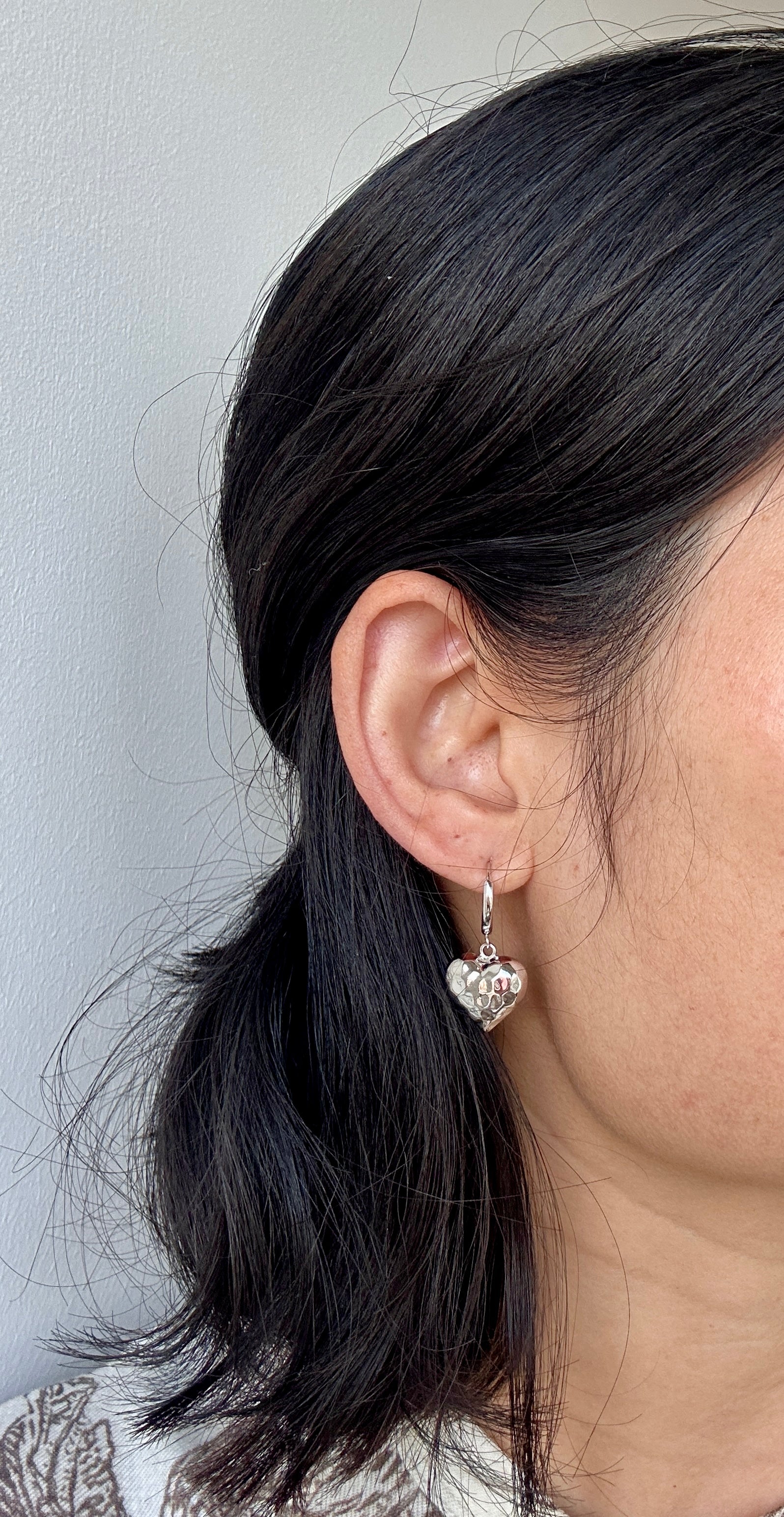 925 Sterling Silver Hammered Heart Drop Earrings - Elegant Gift for Her
