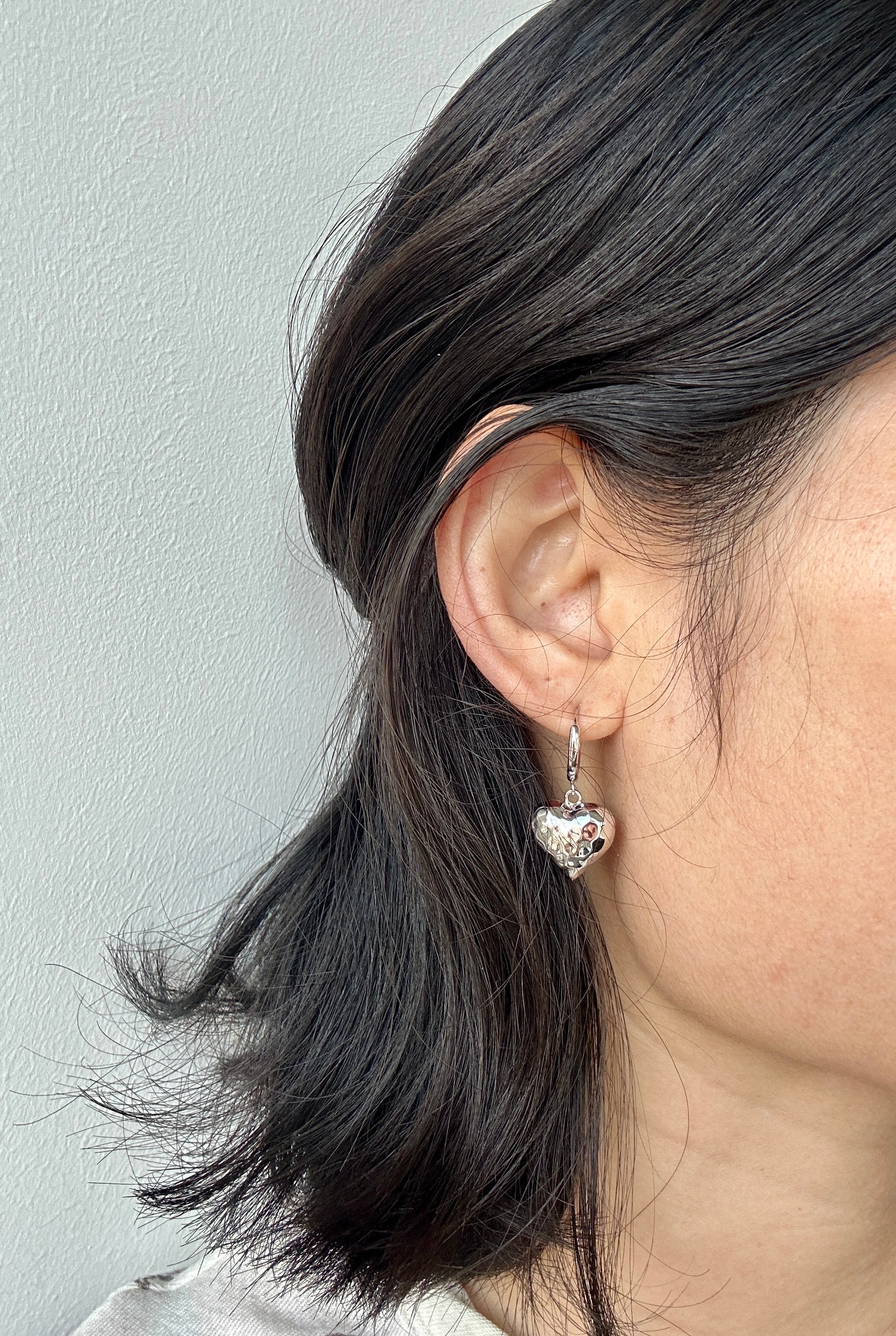 925 Sterling Silver Hammered Heart Drop Earrings - Elegant Gift for Her