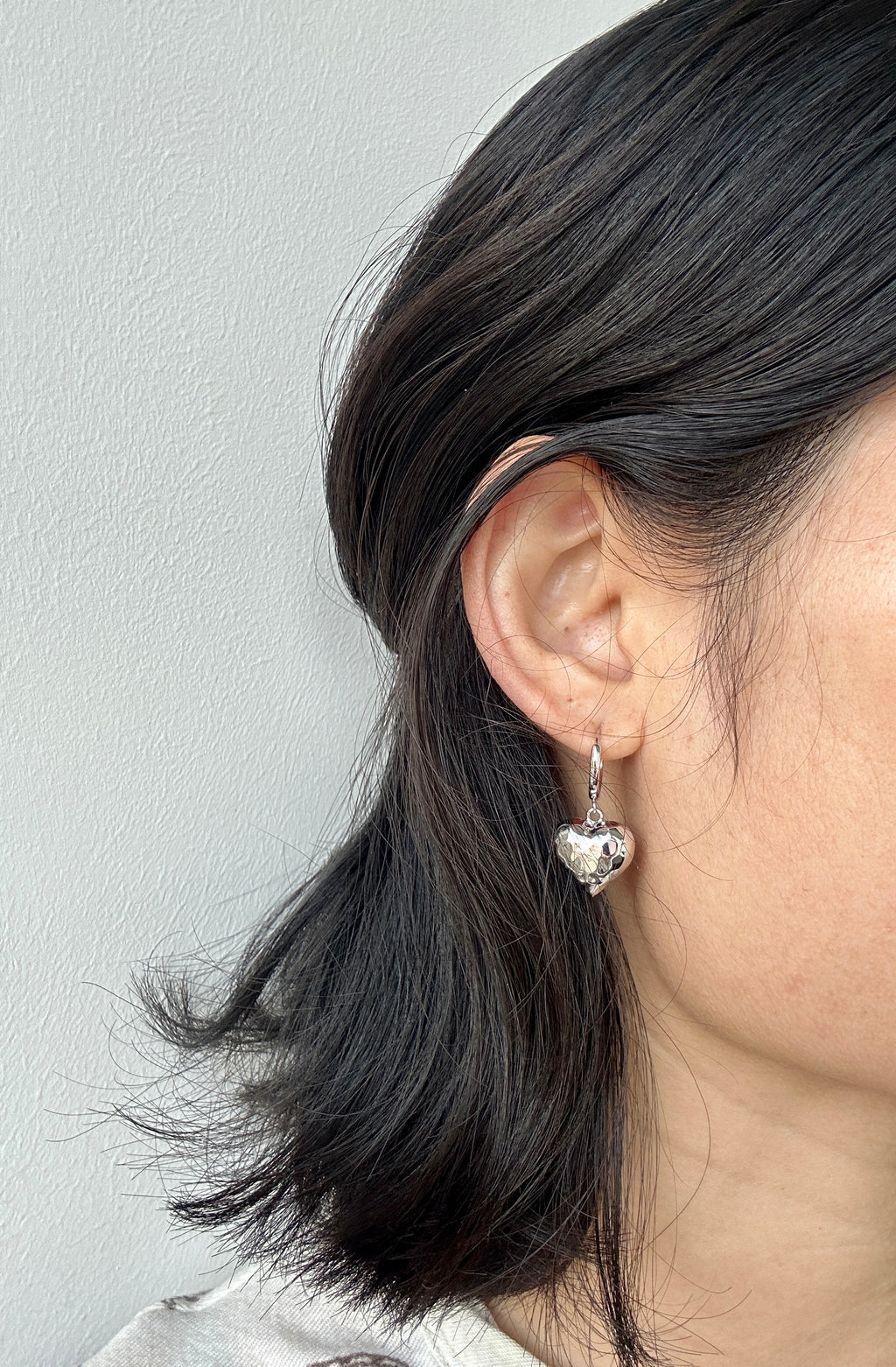 925 Sterling Silver Hammered Heart Drop Earrings - Elegant Gift for Her