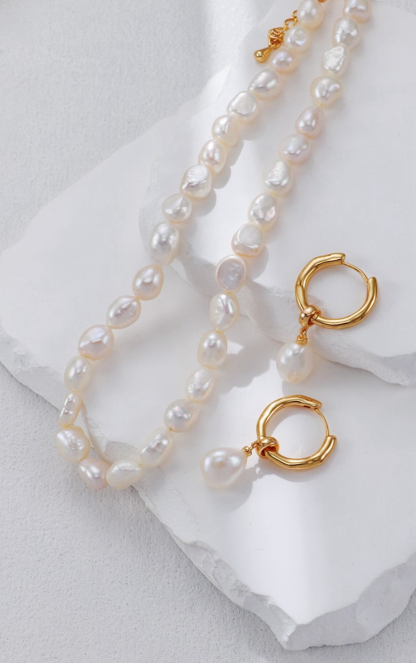 Baroque Pearl Drop Hoop Earrings