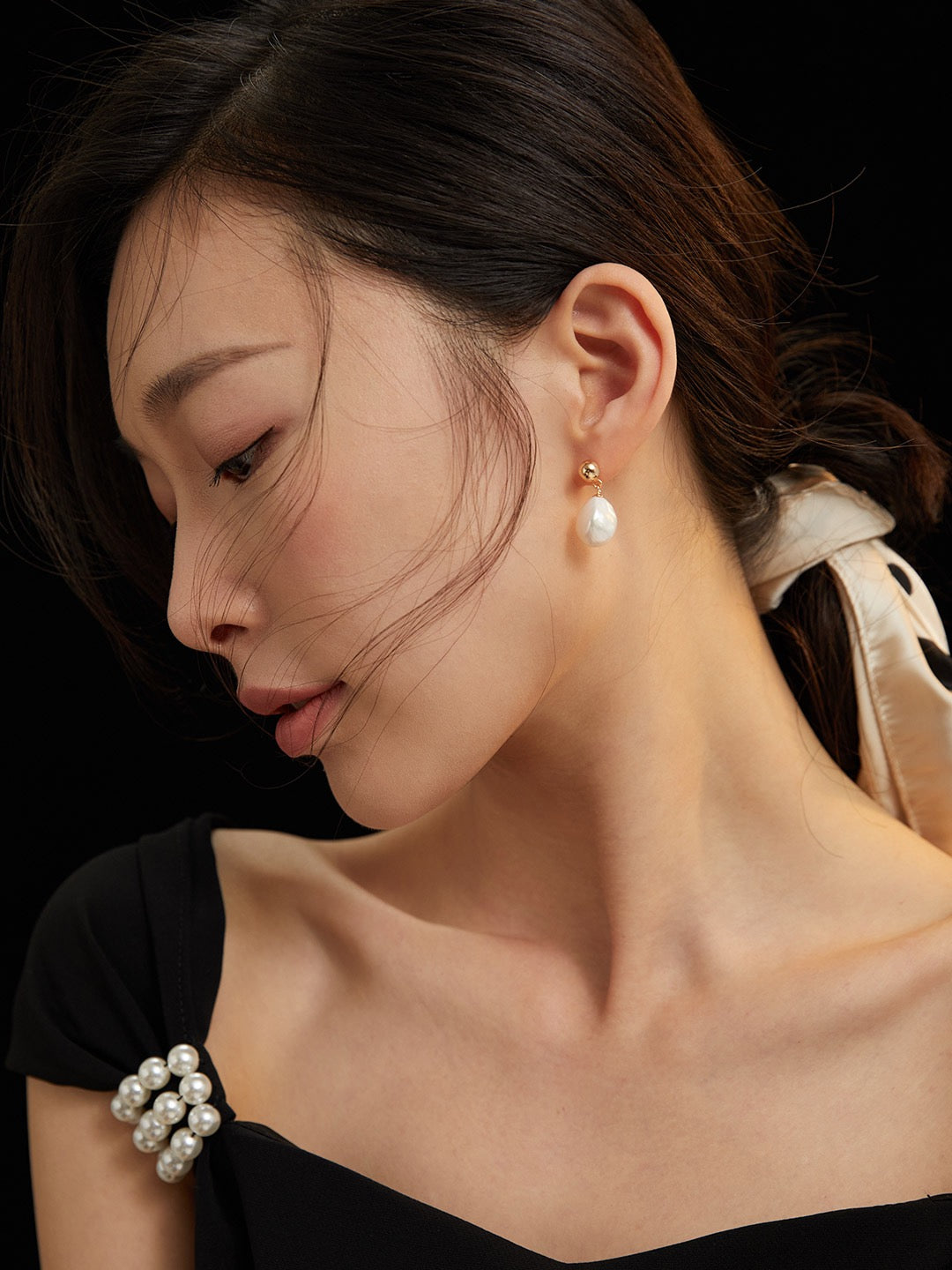Baroque Pearl Earrings
