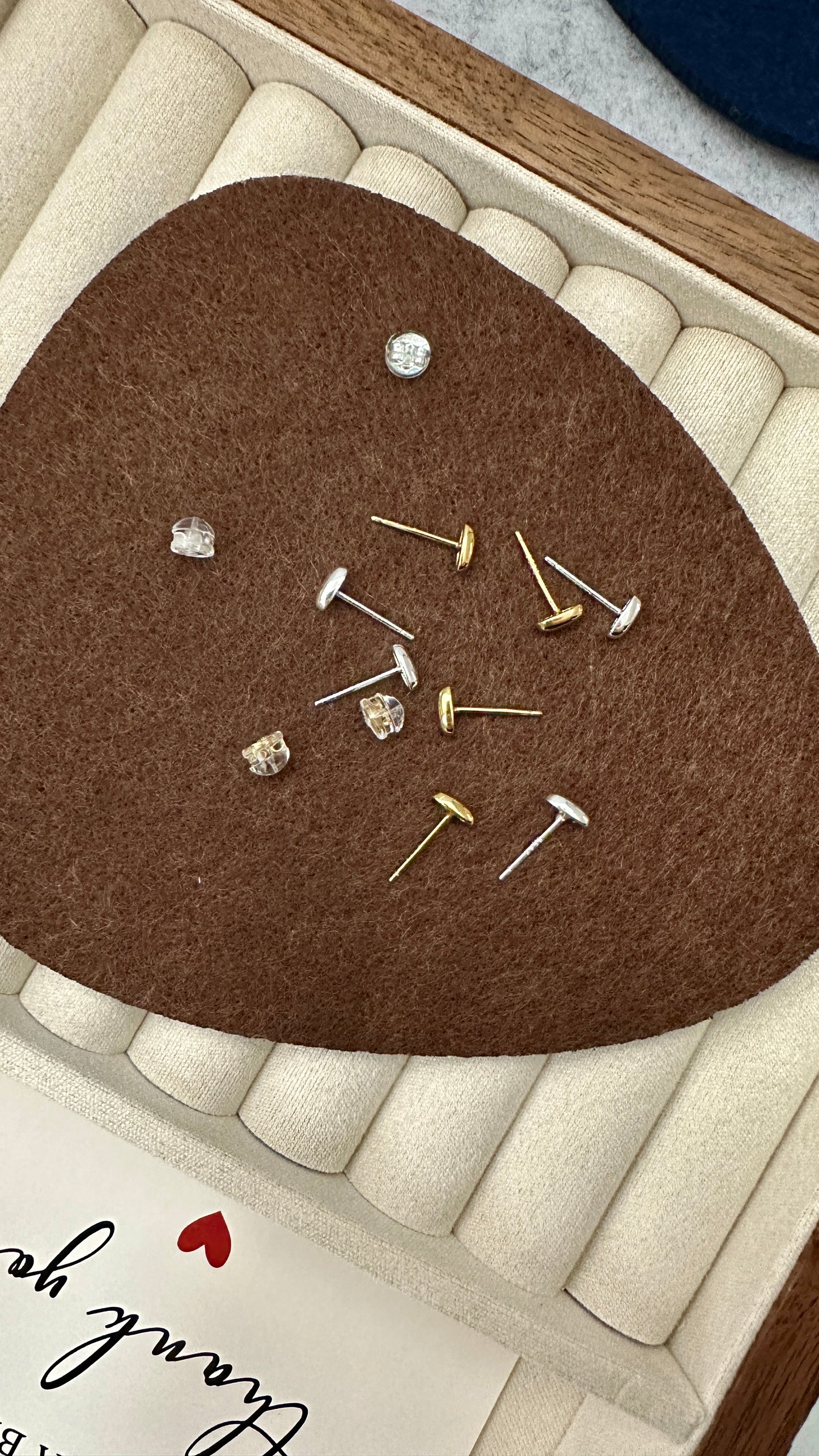 Mini Pebble Oval Stud Earrings