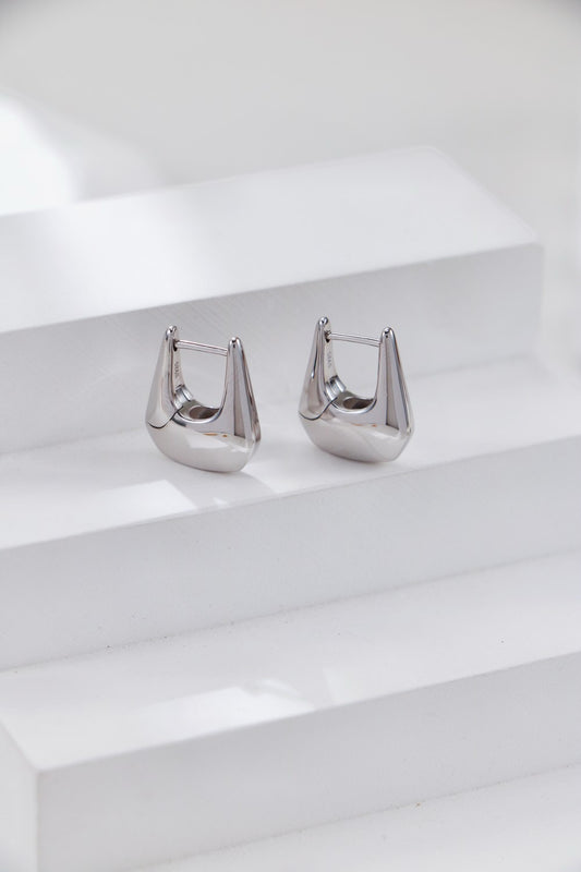 Mini Chunky Geometric Huggie Hoops