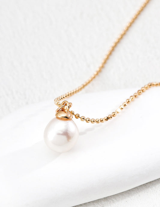 Pearl Pendant Necklace